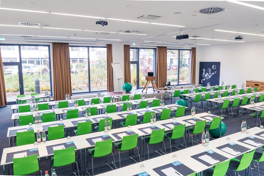 Lindner Hotel Frankfurt Sportpark, Part Of Jdv By Hyatt Frankfurt nad Menem Zewnętrze zdjęcie